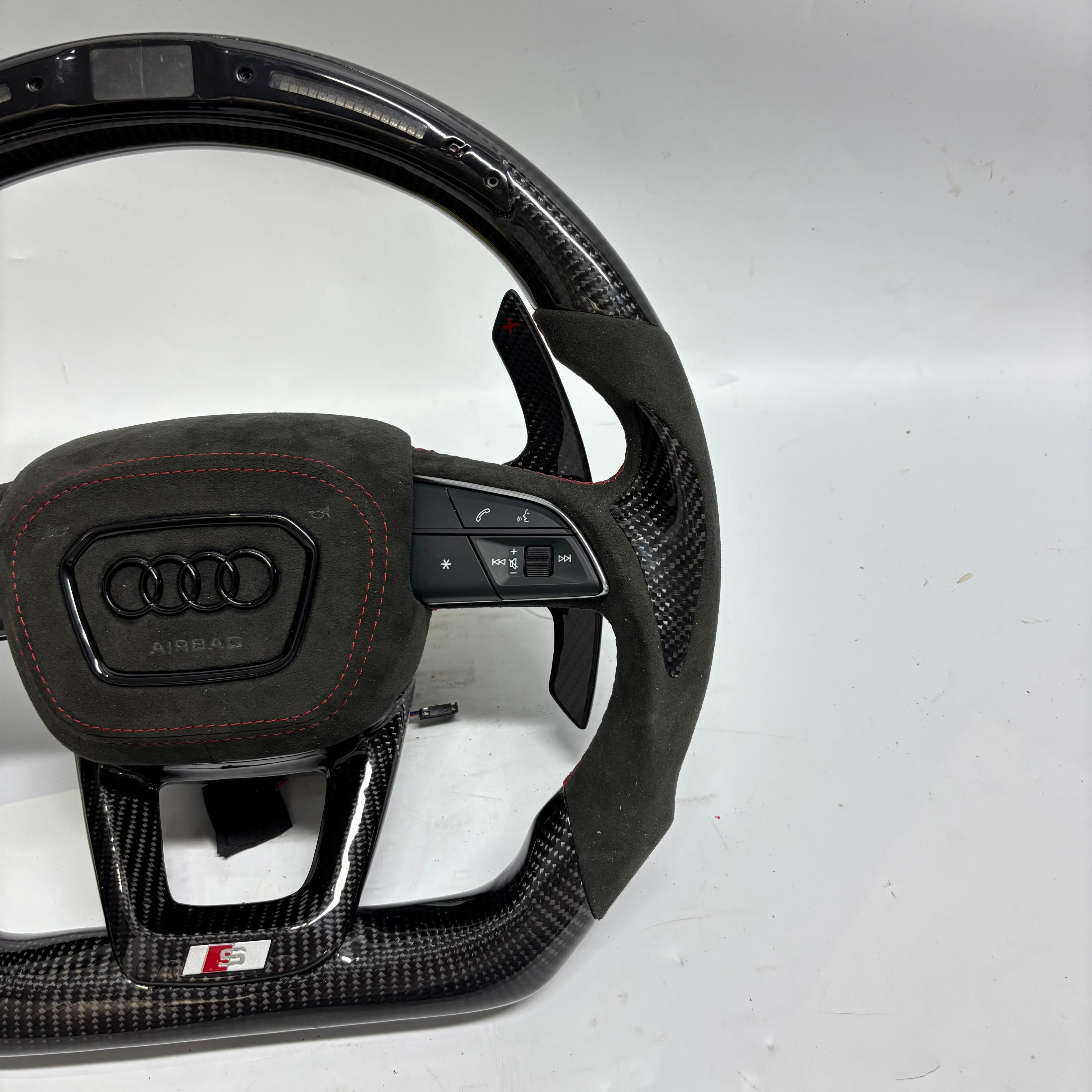 Custom Audi Q8/RSQ8 Steering Wheel