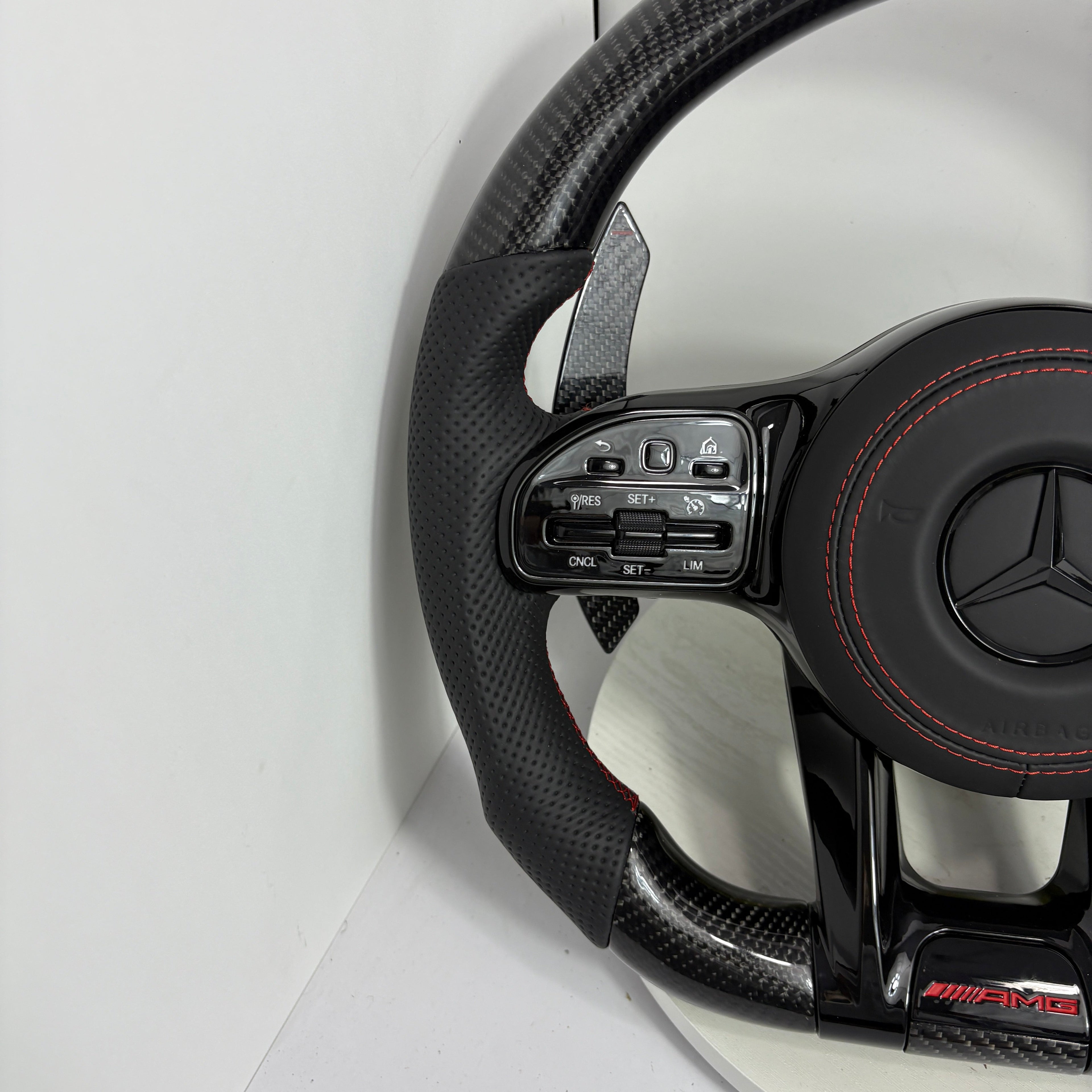 Customised Mercedes G-Class steering wheel