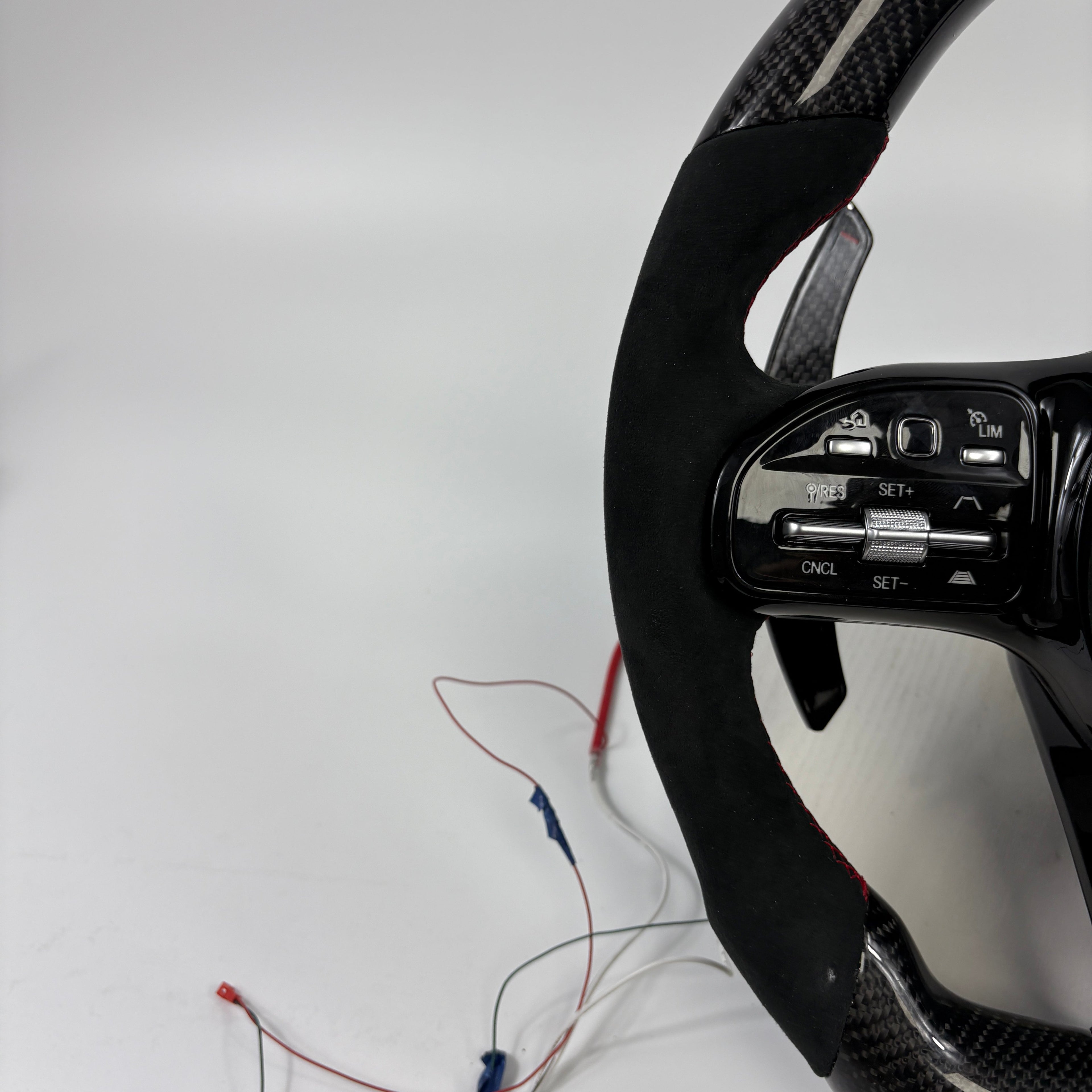 Customised Mercedes S-Class steering wheel